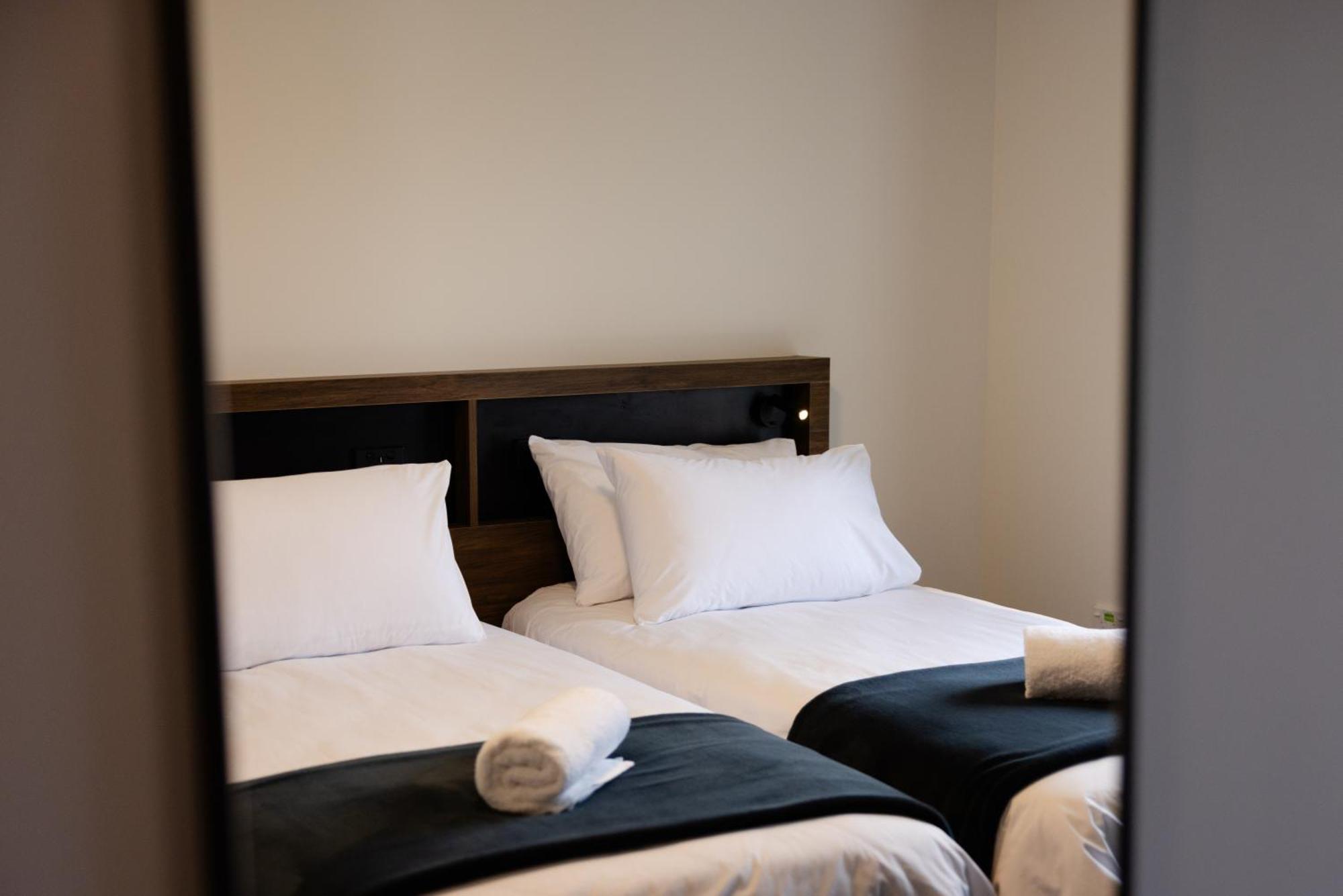 Haka House Queenstown Lakefront Екстер'єр фото