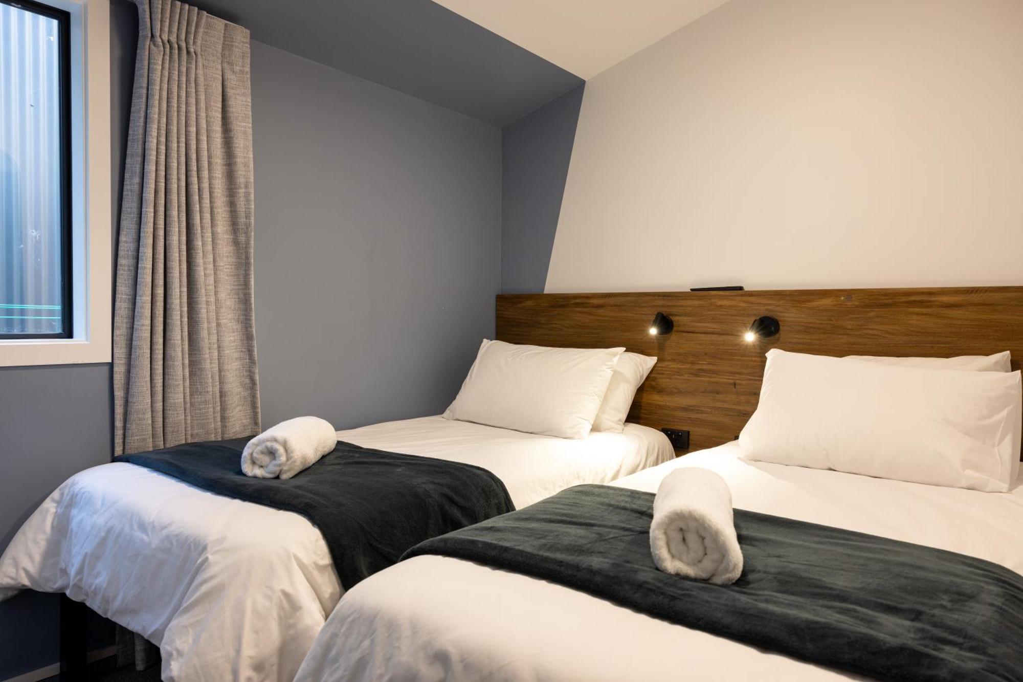 Haka House Queenstown Lakefront Екстер'єр фото